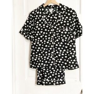 Tabitha Webb Black & White Heart Pajamas  NWT Sz M